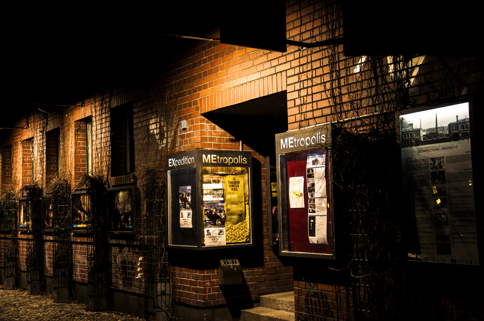 © Paolo Grazzi Theatre entrance